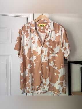 DUVIN tan peach white cow print camo short sleeve rayon button up shirt